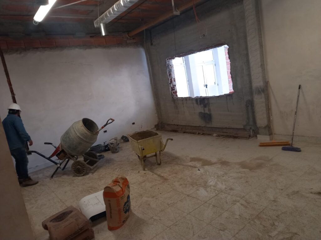 Readecúan el Hospital Alvear de Km.3