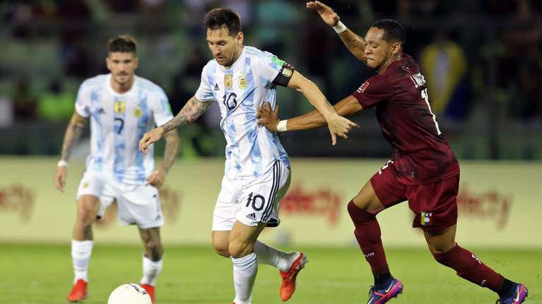 Argentina recibe a Venezuela en La Bombonera