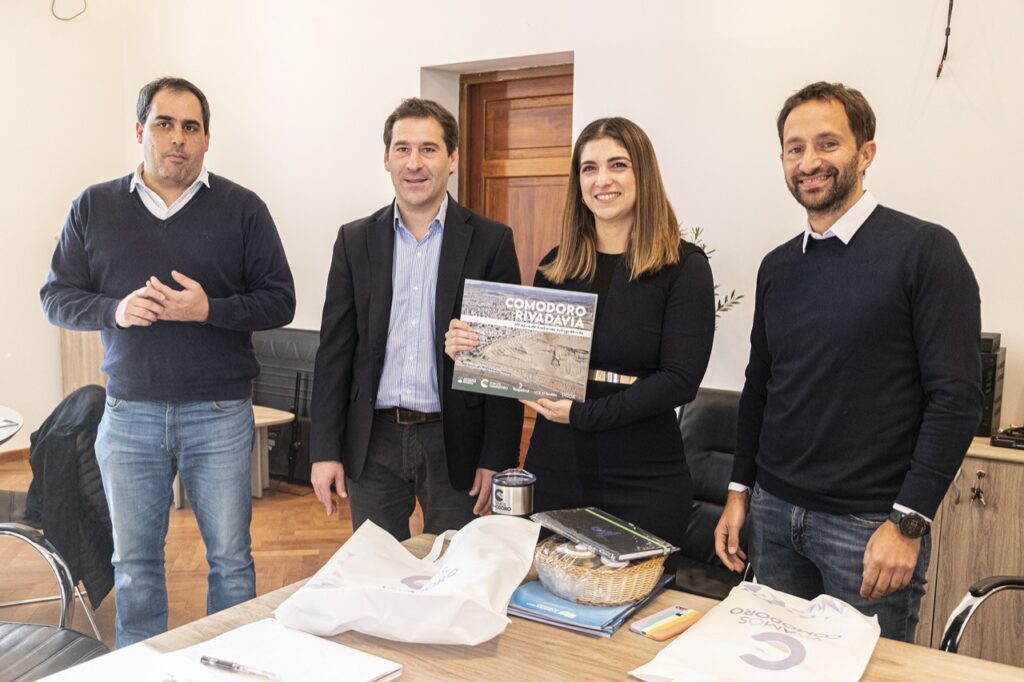 Luque con la cónsul de Chile