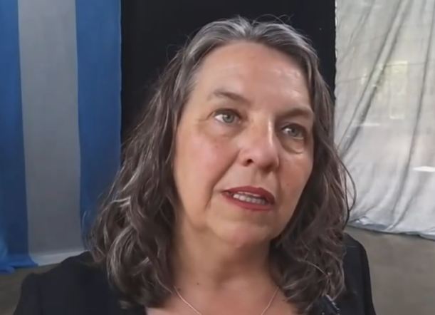Valeria Saunders Ministra de Educación