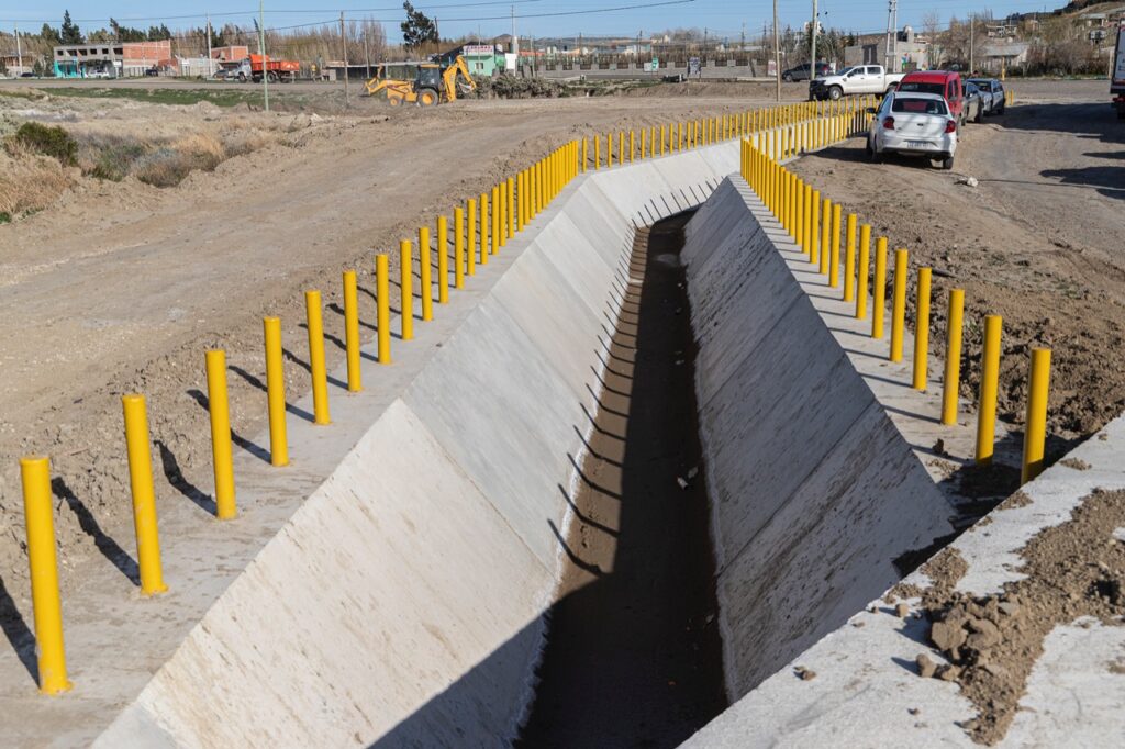 Recorrida pluvial René Favaloro (4)
