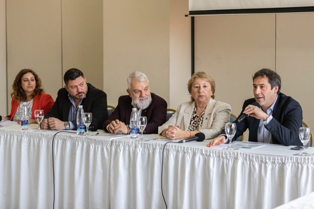 Luque - Encuentro con rectores universidades (2)