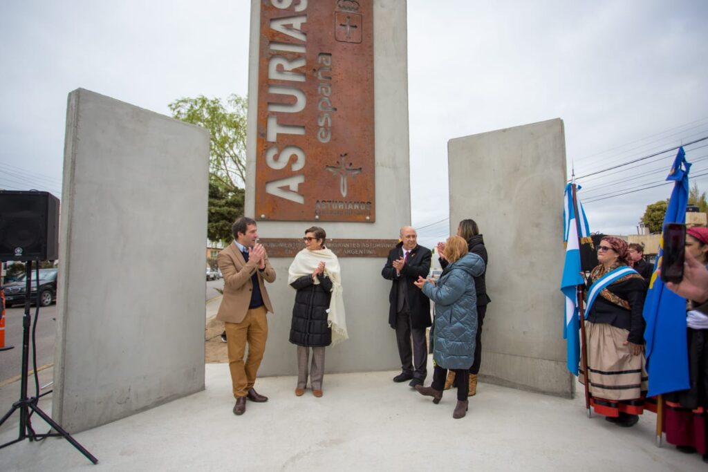 Luque Monumento Asturias