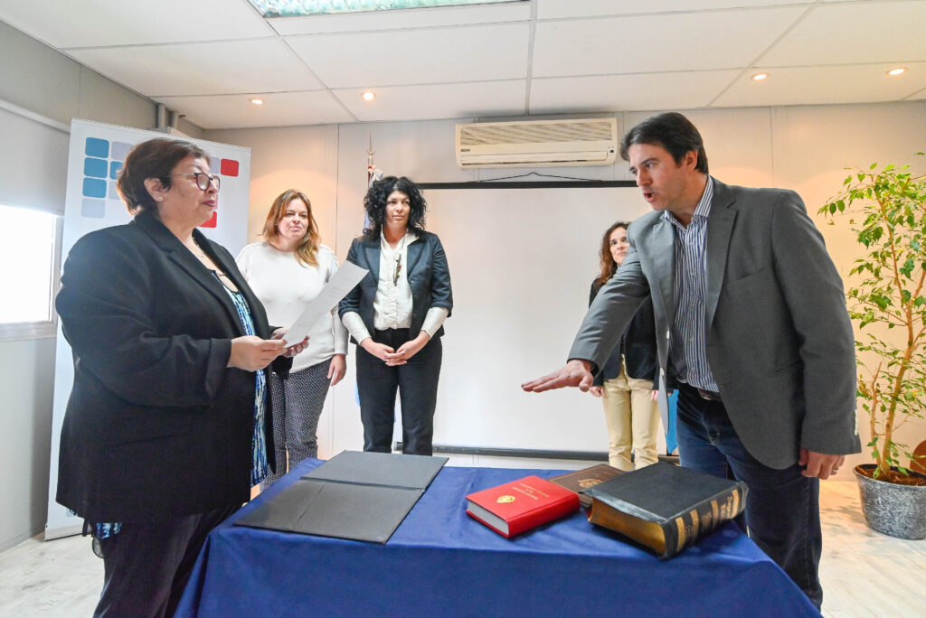 Monasterolo puso en funciones al nuevo subsecretario de Gestión Institucional del Ministerio de Salud (5)