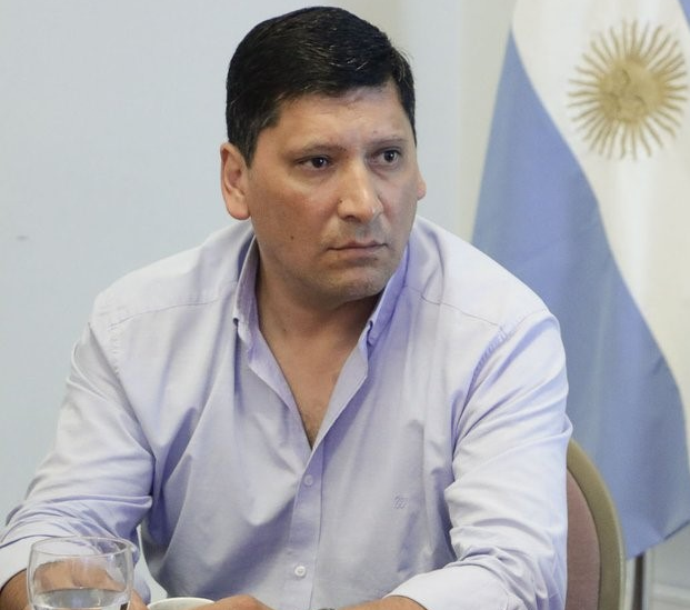 Luis Aguilera nuevo ministro tras la renuncia de Simone