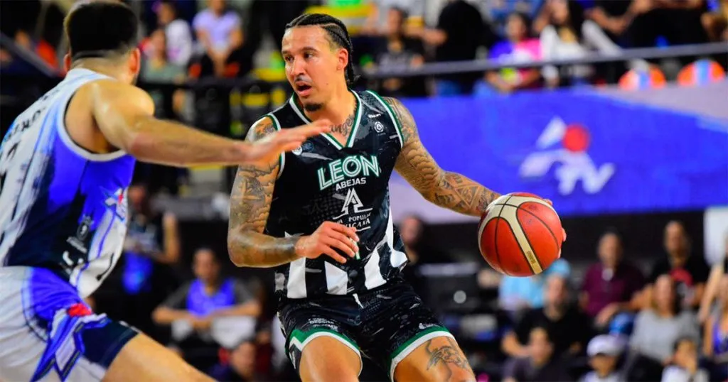 El verde se reforzó con un extranjero más: Tyrone White