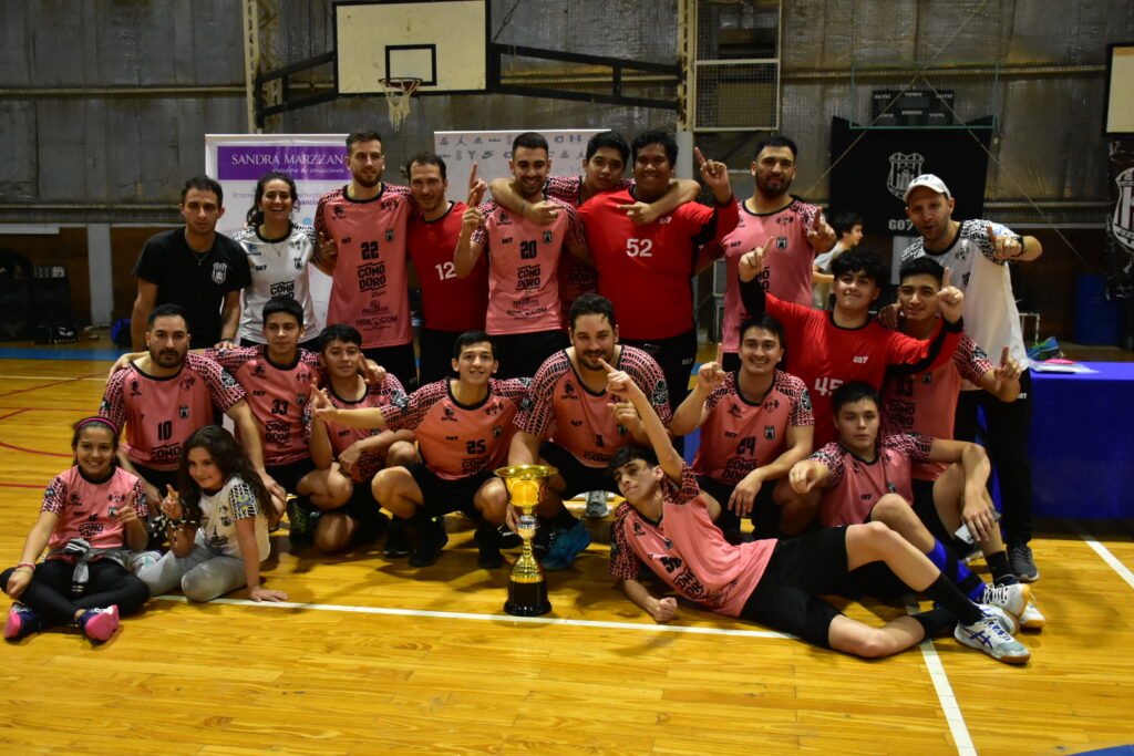 Handball: Nueva Generación y Universitario